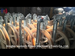 架空送電線のための滑車ブロックをひもでつなぐ916mmの束ねられたコンダクター