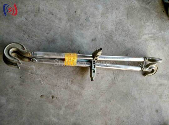 品質  Heavy Duty Dual Hook Steel Turnbuckle for Precise Tensioning with 5-100KN Rated Load on Transmission Tower Guy Wires 工場