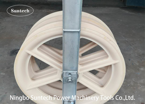 滑車ブロックをひもでつなぐ822mm MCのナイロン ワイヤー コンダクター