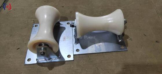 プロフェッショナル 5KN 定格荷重 ケーブルグラウンドローラー キャストアルミニウムキャリア付き 150-160mm 地下ケーブル設置用