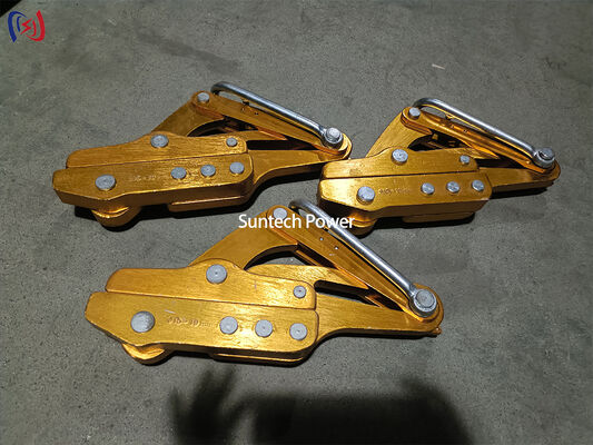 直径8～20mm、定格荷重16～45KN、重量3.8～5.6KGの伝送線用クランプです。