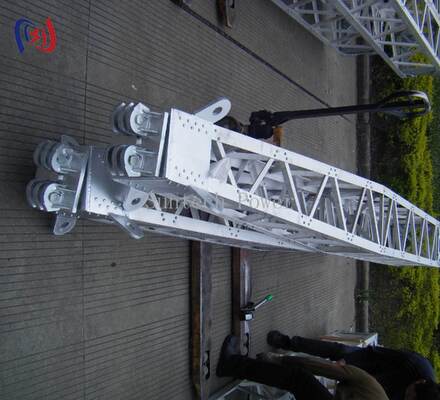 8~28mの塔の建設のための耐腐蝕性コーティングを持つモジュール型A型格子ジーンポール