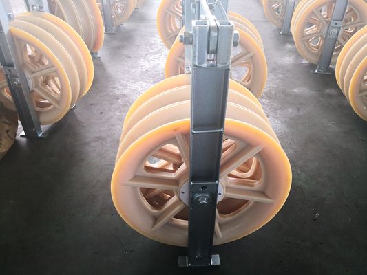 ブロックをひもでつなぐ660mmのコンダクター