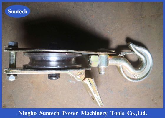 /高く上がるのための工具鋼の滑車ブロックを持ち上がることひもでつなぐ単一のSheaveタワーの建設
