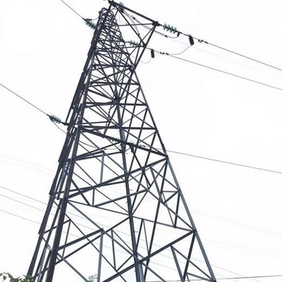 750KV送電の電流を通された格子タワーへの10KV