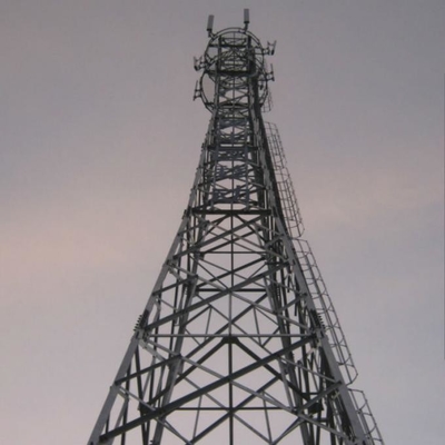 60m自己支持のWiFiのテレコミュニケーションの電気通信はそびえている