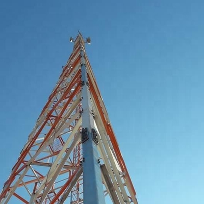 WiFiの移動式三角形の鋼鉄Monopoleタワーは自己支持に電流を通した